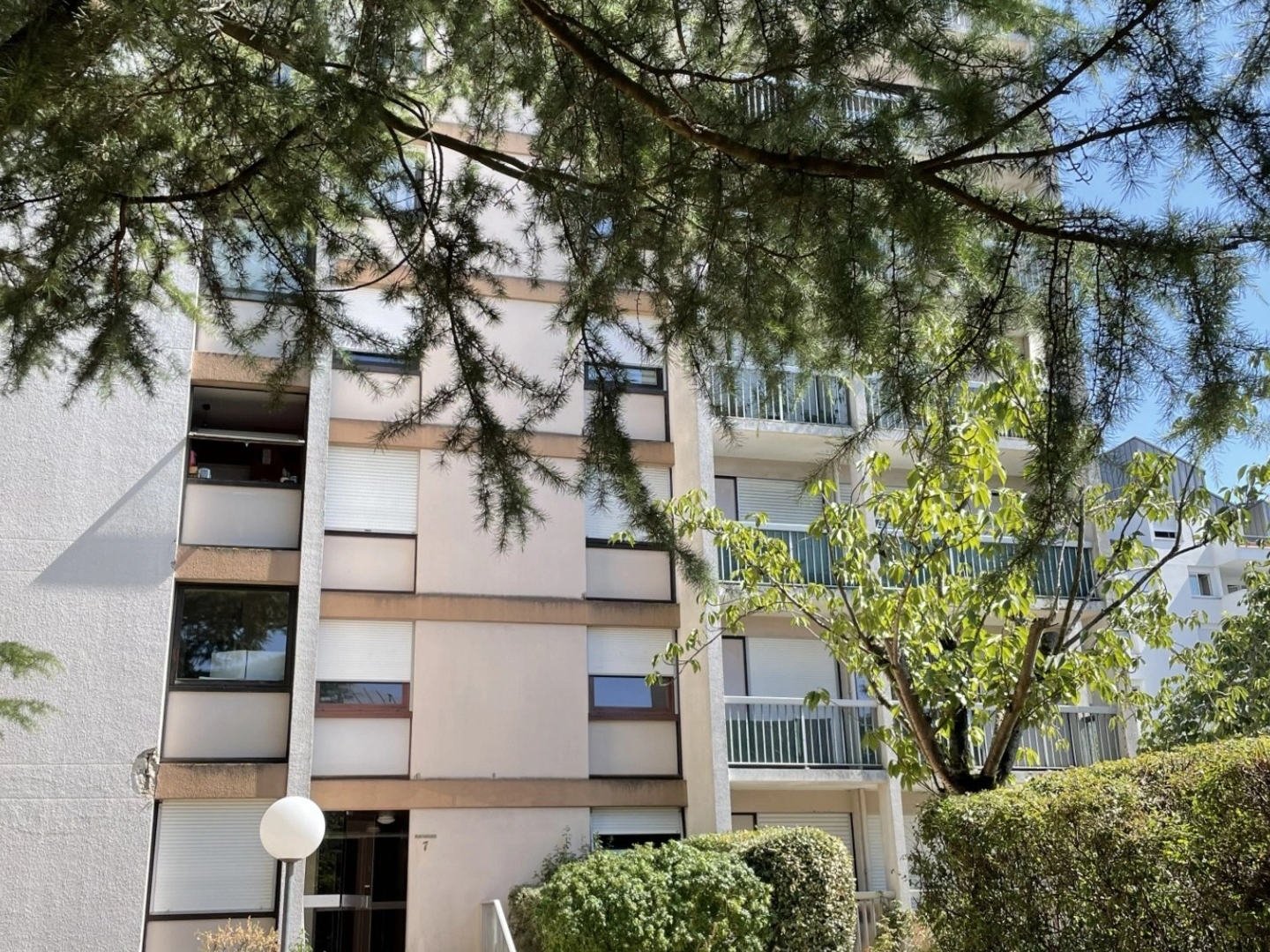 TAVERNY (95) - Appartement 4 pièces - 85m² - Balcon