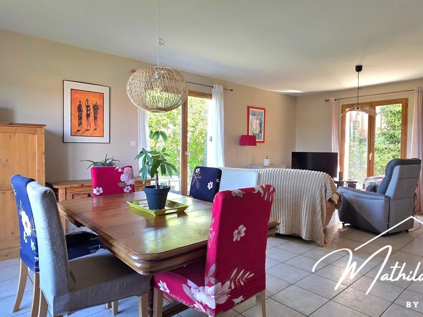 Maison à vendre - 5 pièces - 112m2 - Chalus (63340)