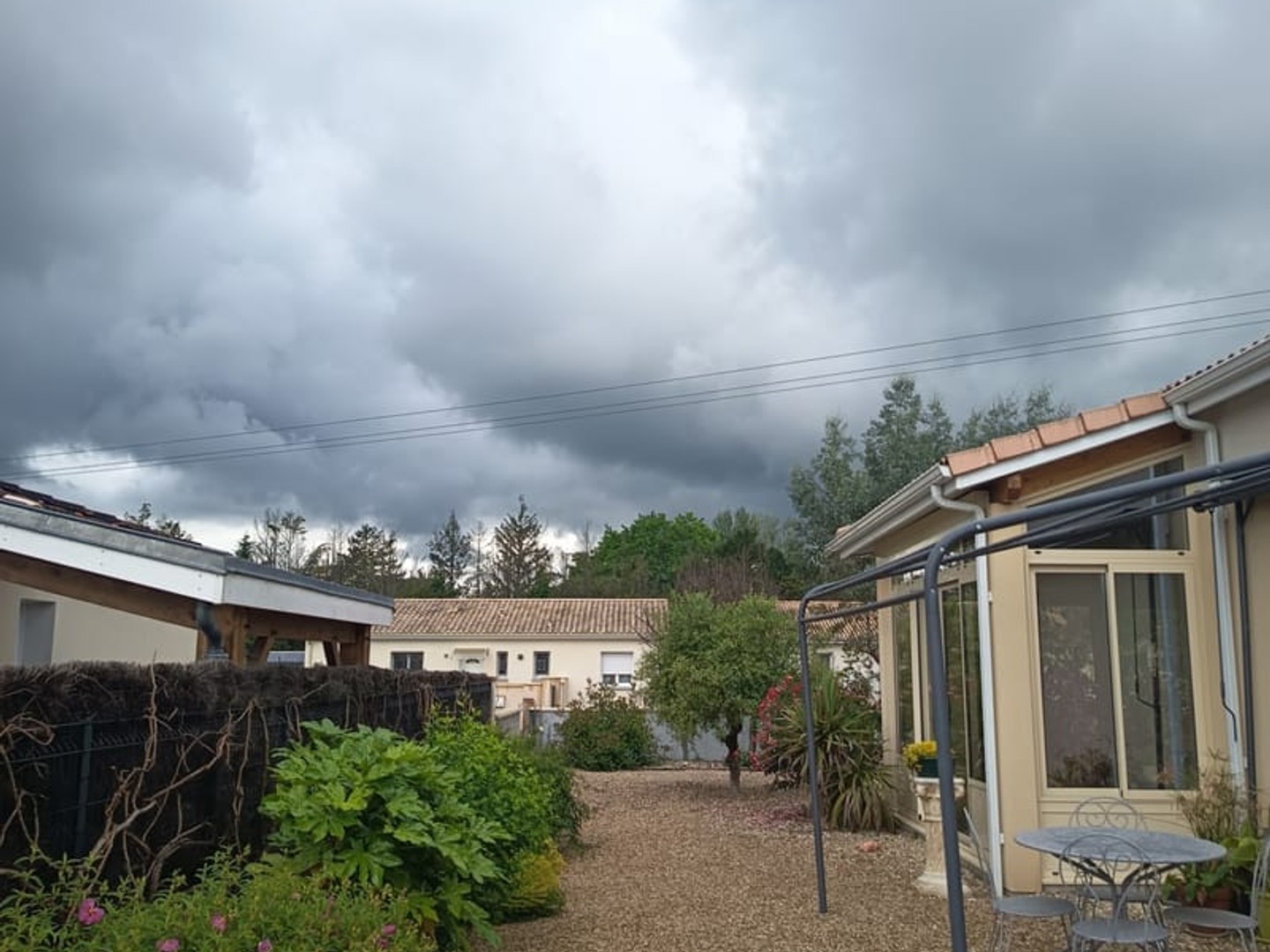 Maison à vendre - 4 pièces - 93m2 - Saint-Denis-De-Pile (33910)