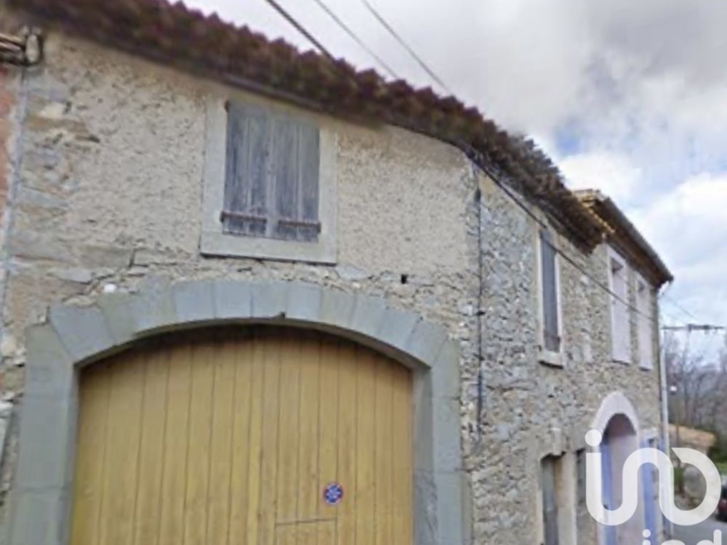 Vente garage 246 m²