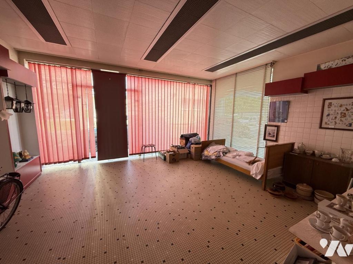 Maison à vendre - 9 pièces - 298m2 - Aÿ-Champagne (51160)