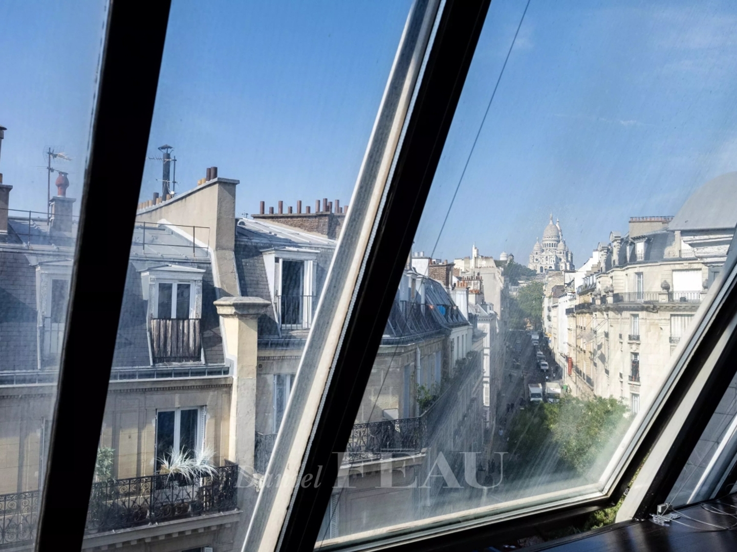 Locaux à vendre - 4 pièces - 164m2 - Paris 9e (75009)