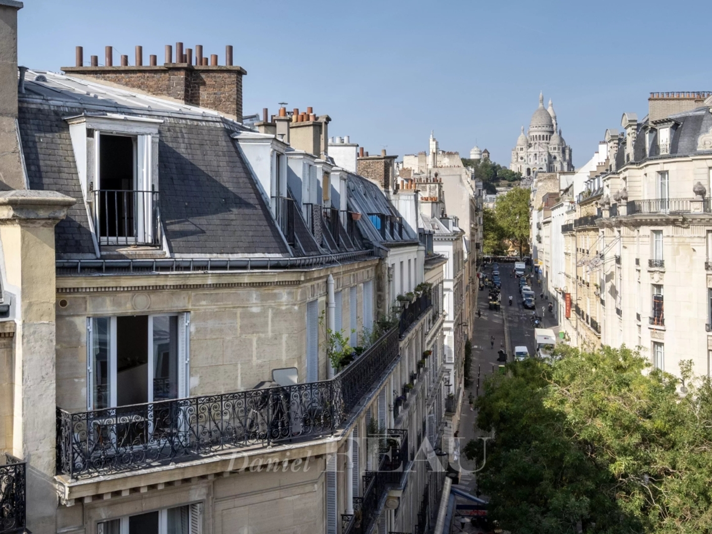 Locaux à vendre - 4 pièces - 164m2 - Paris 9e (75009)