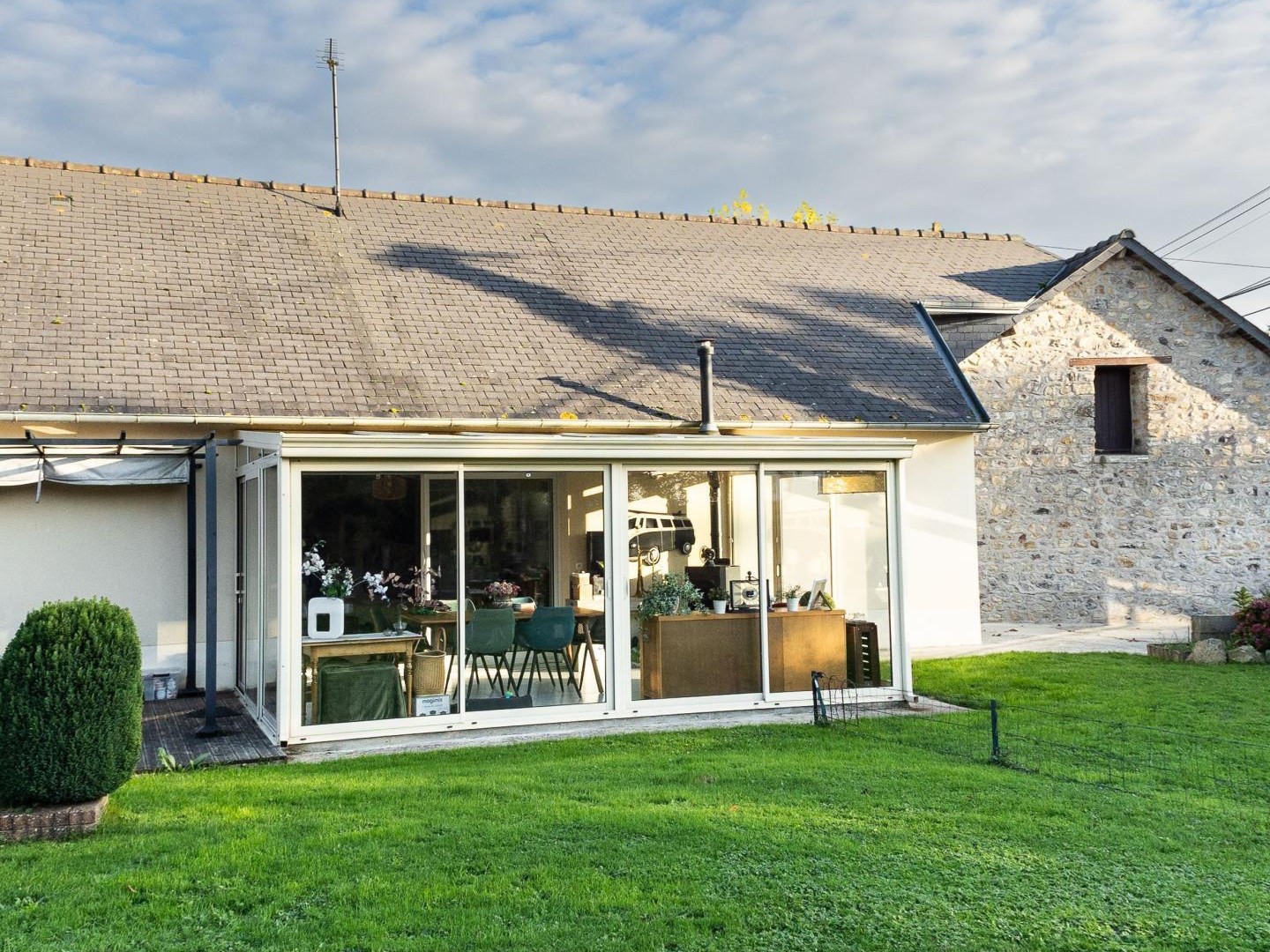 Maison de 159 m² , un terrain de 1015 m² à proximité de l'axe Rennes / Laval