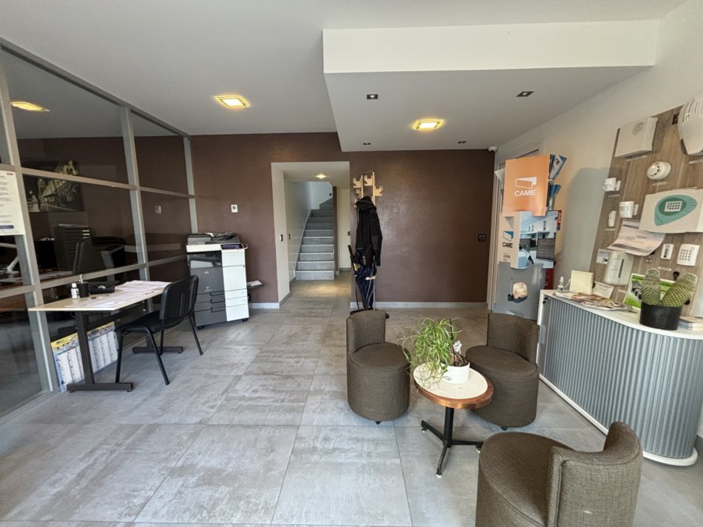 Commerce 120 m²