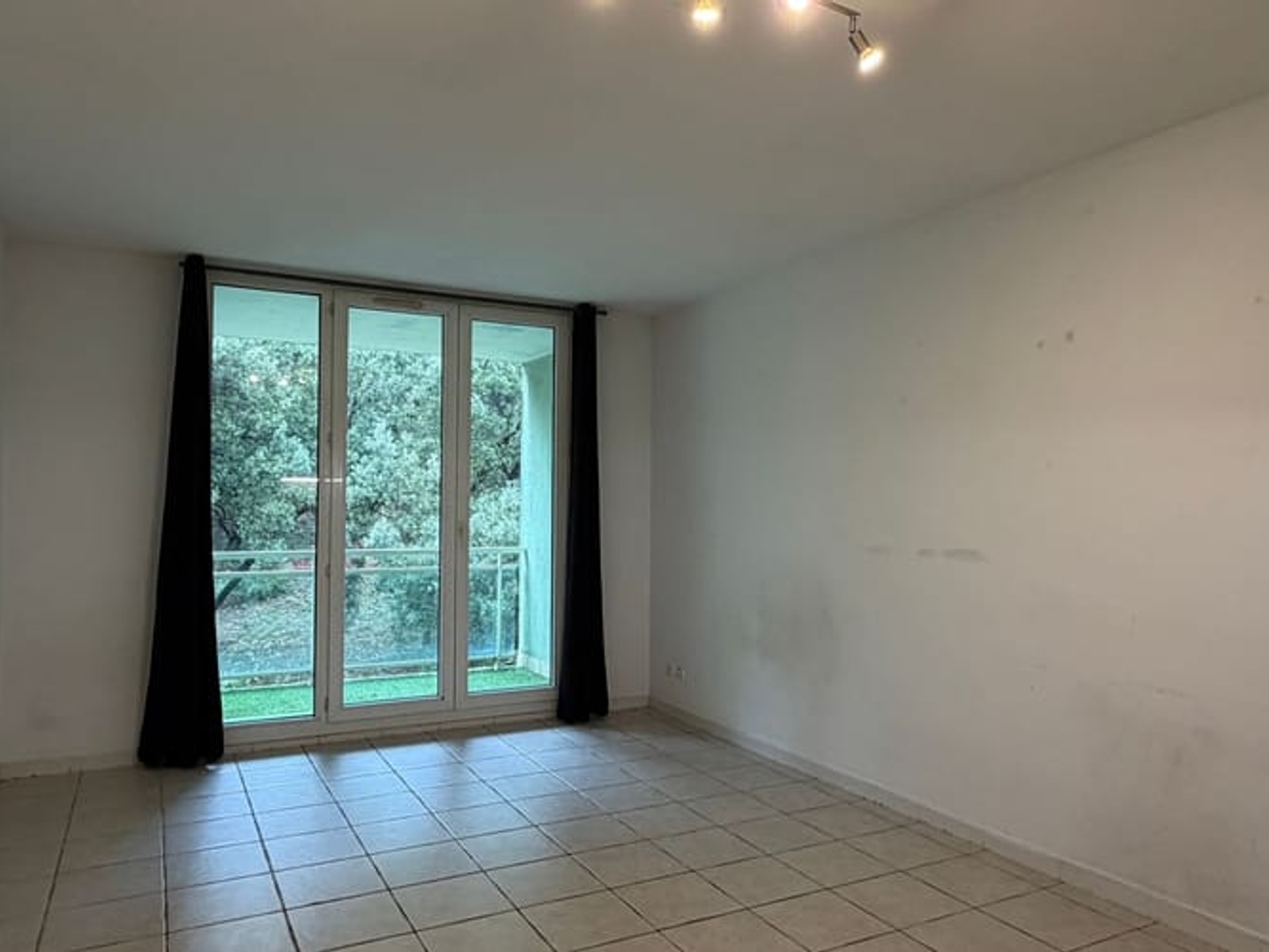Appartement à vendre - 1 pièce - 25m2 - Saint-Gély-Du-Fesc (34980)