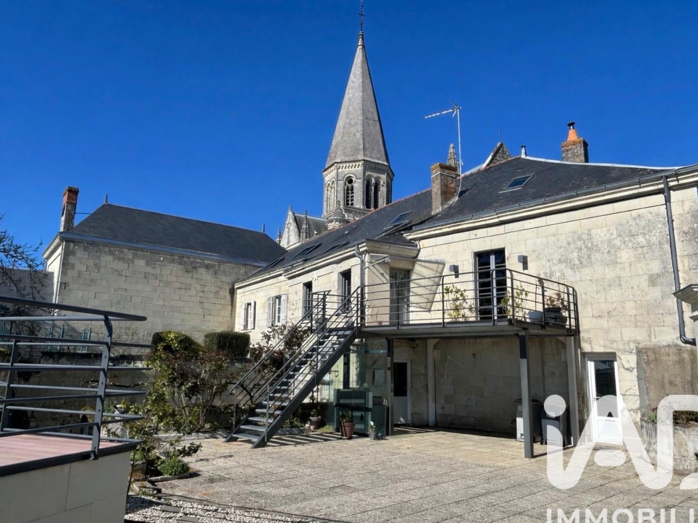 Maison 14 pièces 340 m²