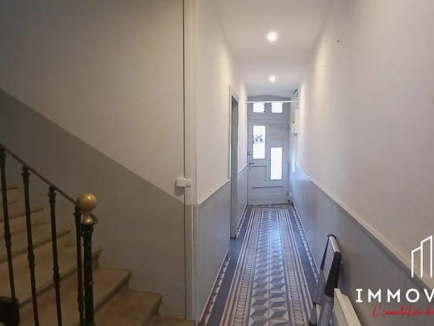 Maison à vendre - 4 pièces - 103m2 - Lézignan-La-Cèbe (34120)