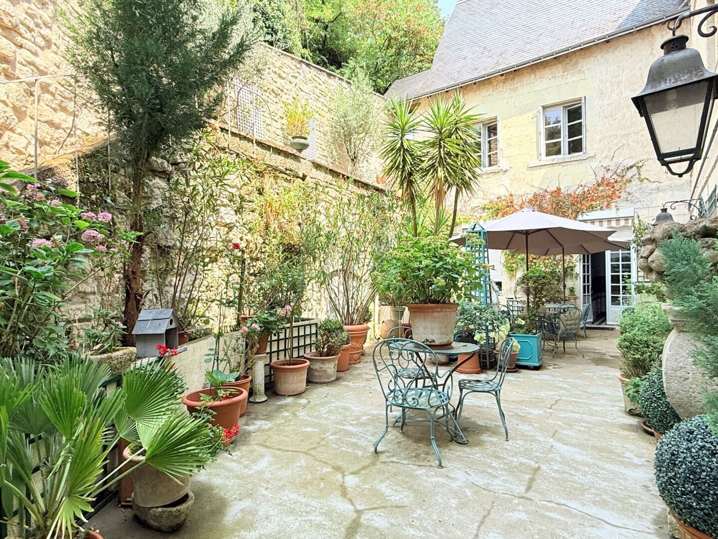 Appartement à vendre - 7 pièces - 240m2 - Chinon (37500)