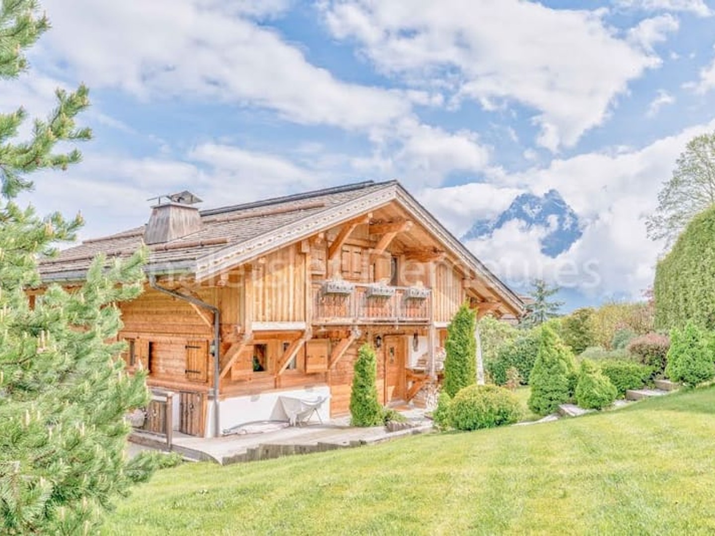 Maison 7 pièces 207 m²