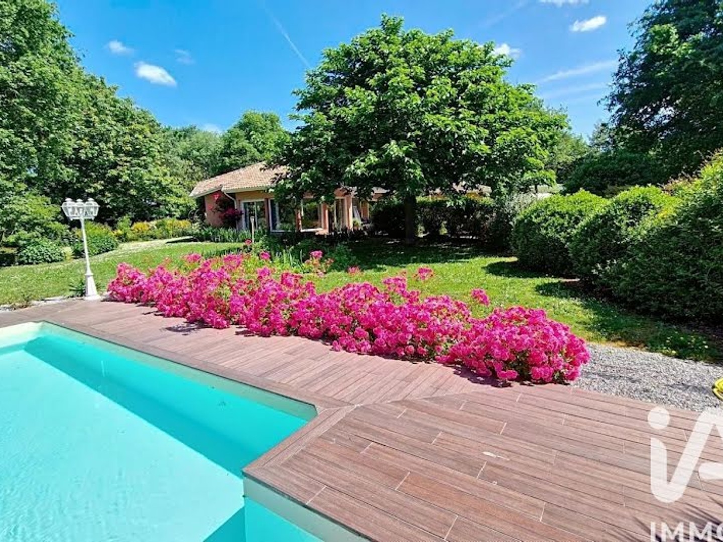 Maison 6 pièces 211 m²