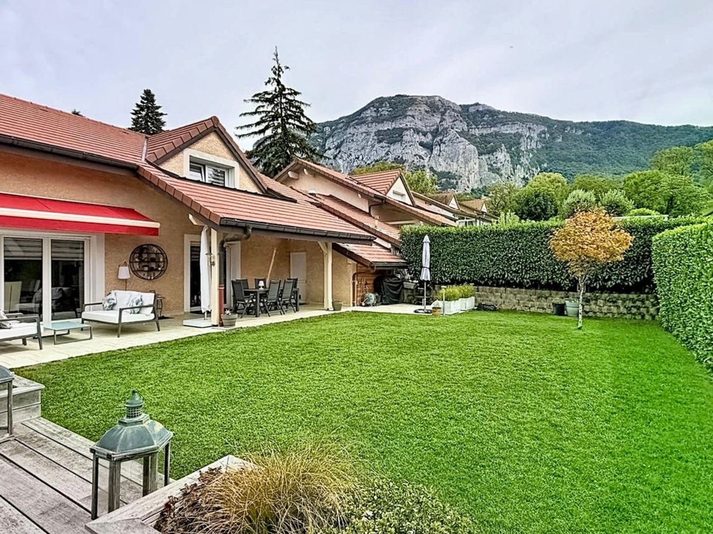 Maison à vendre - 5 pièces - 190m2 - Collonges-Sous-Sa... (74160)