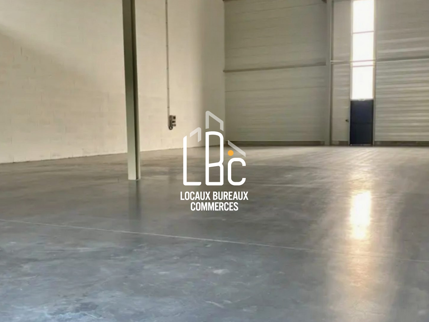 Locaux à vendre - 418m2 - Le Bignon (44140)