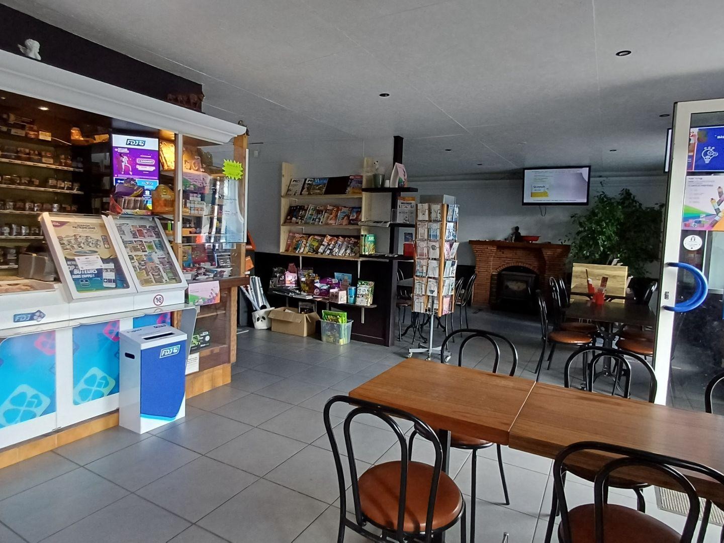 Immeuble commercial 218 m²