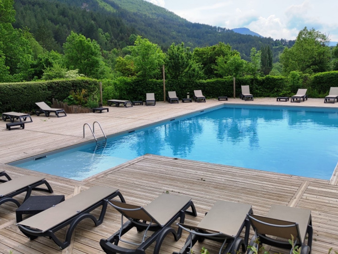 Maison à vendre - 15000m2 - Mornans (26460)