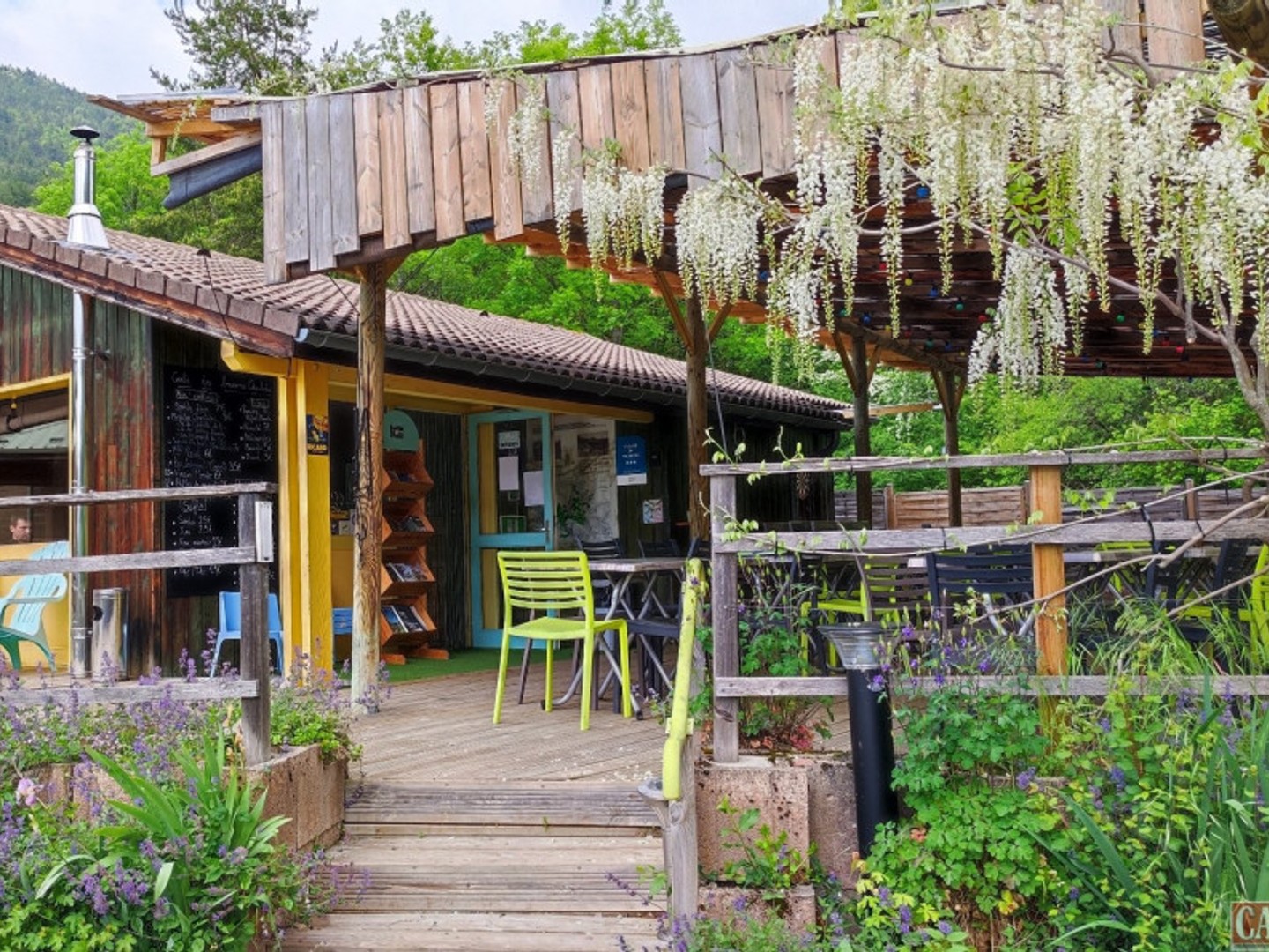 Maison à vendre - 15000m2 - Mornans (26460)