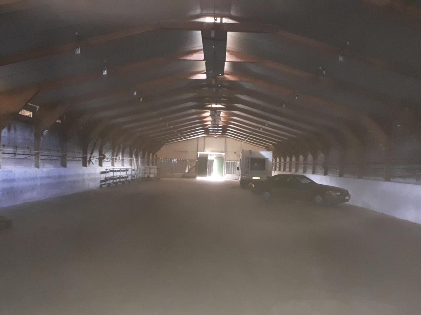 Locaux à vendre - 200m2 - Nontron (24300)