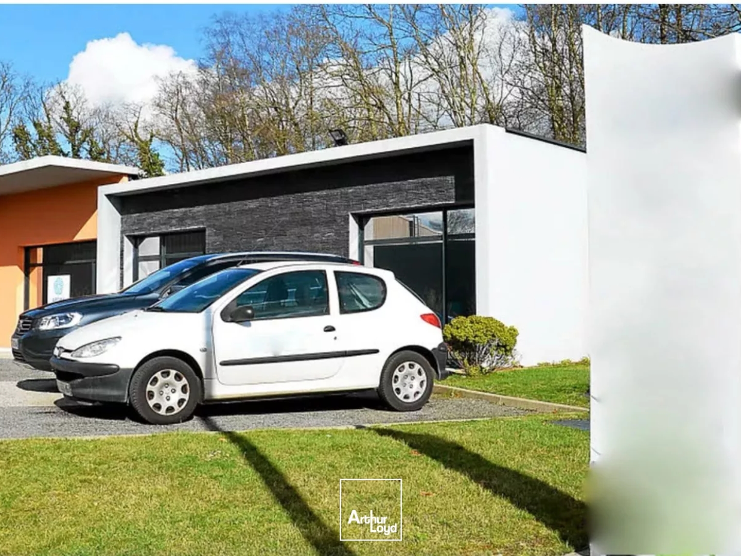 BATIMENT INDEPENDANT 260 M² A VENDRE SAINT AGATHON
