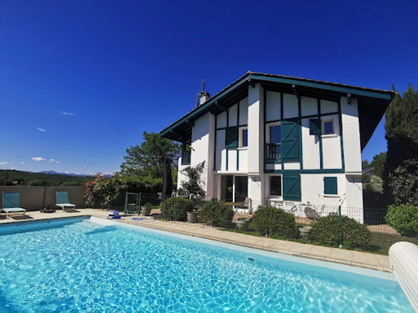 Maison 9 pièces 220 m²