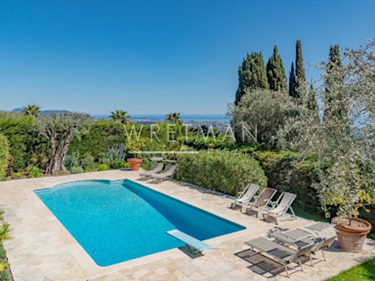 Maison à vendre - 8 pièces - 274m2 - Vence (06140)