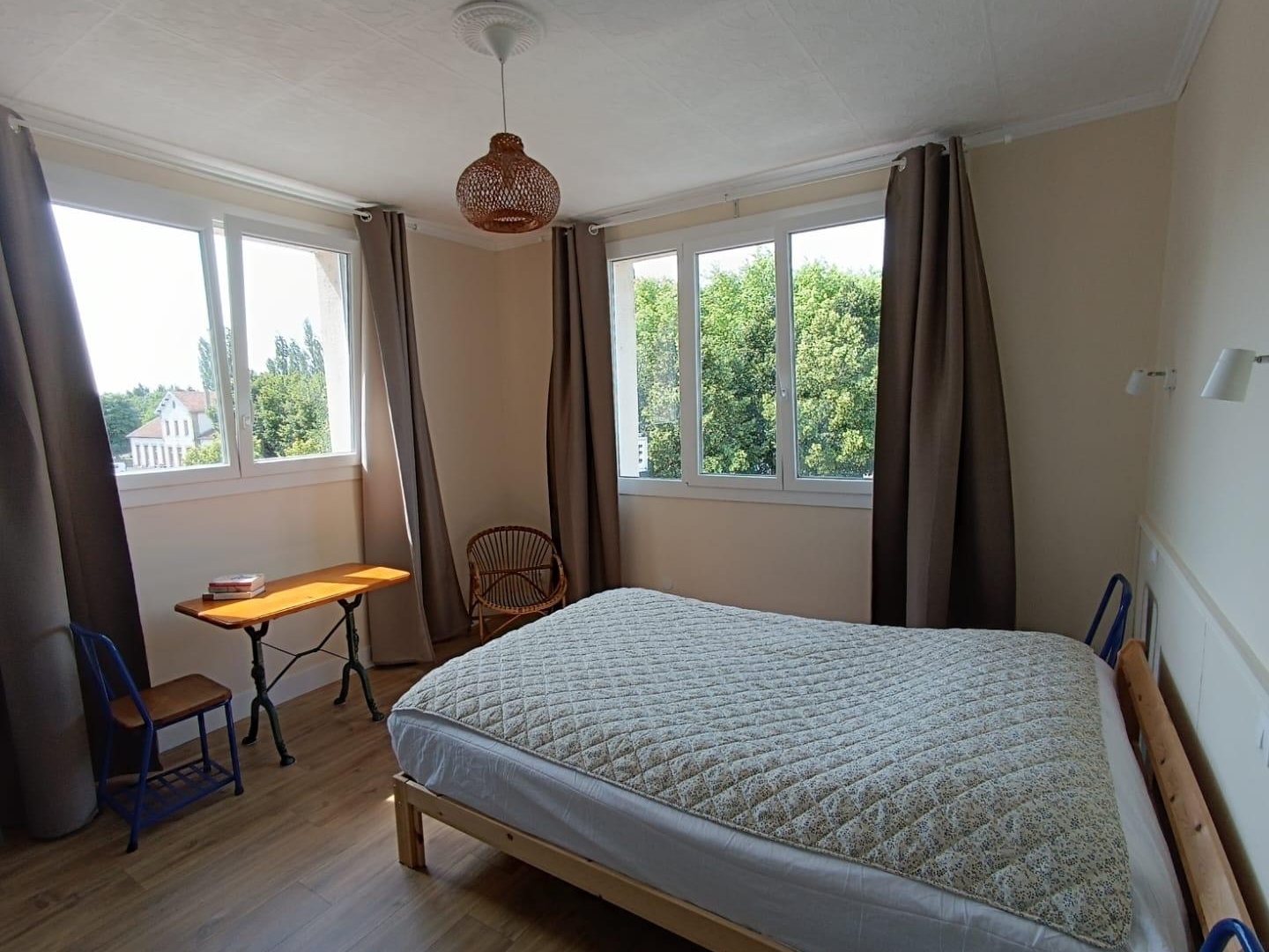 Appartement à vendre - 1 pièce - 22m2 - Bourbonne-Les-Bains (52400)