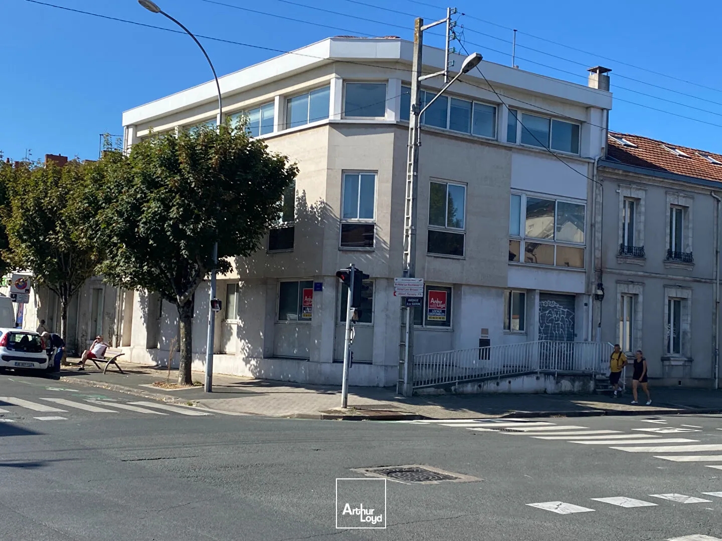 Immeuble à vendre - 784m2 - La Rochelle (17000)