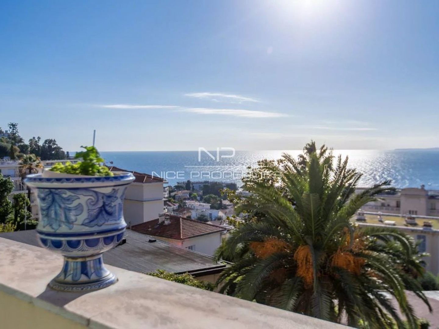 Nice Mont Boron, unique Penthouse dans immeuble de 1863