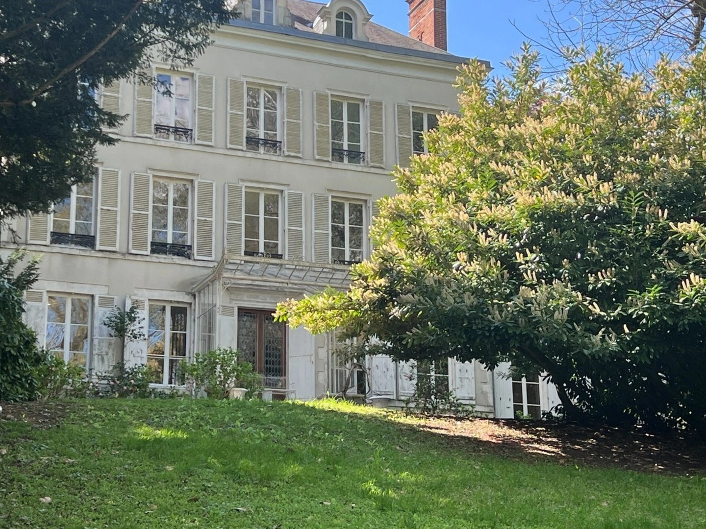 Propriété 11 pièces 418 m²
