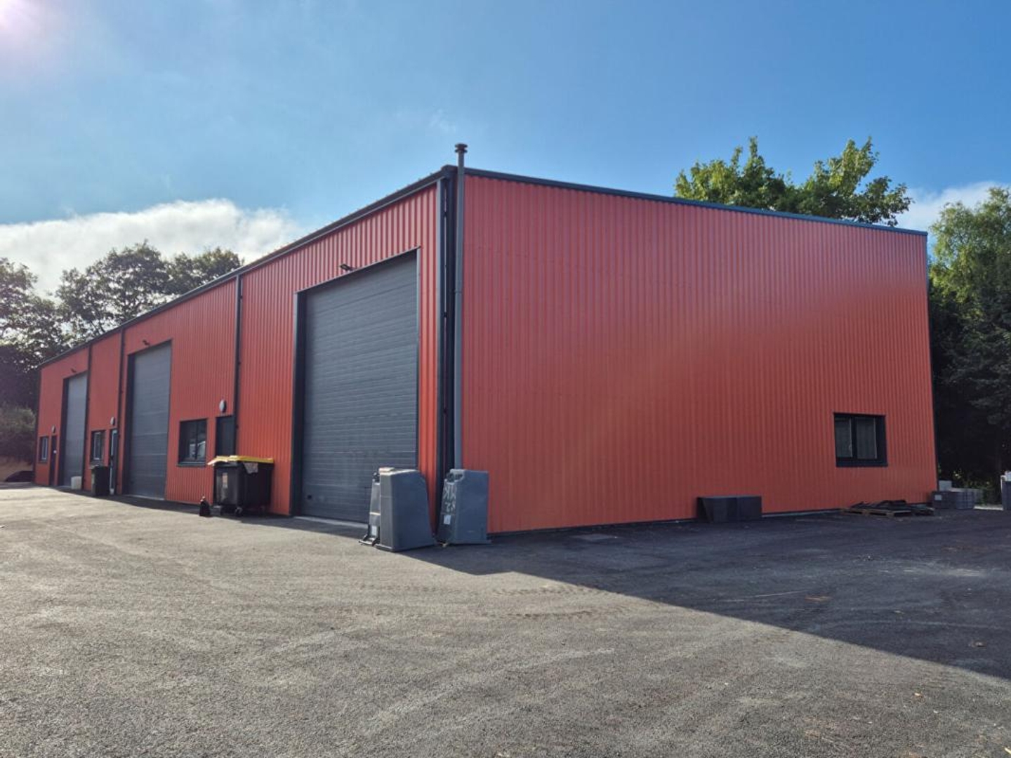 Parking / garage / box à vendre - 110m2 - Cléguer (56620)