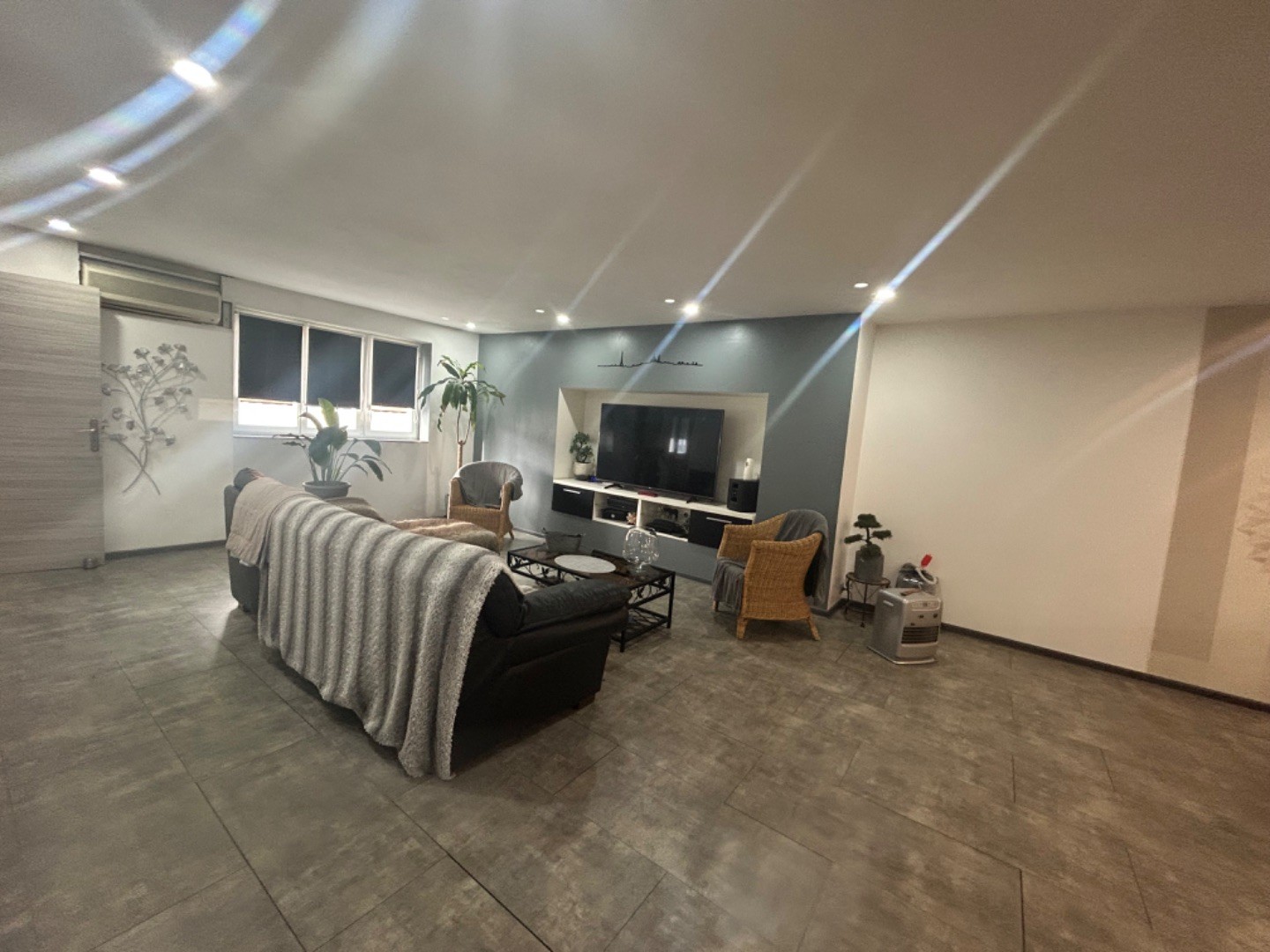 Bureaux à vendre - 135m2 - Le Muy (83490)