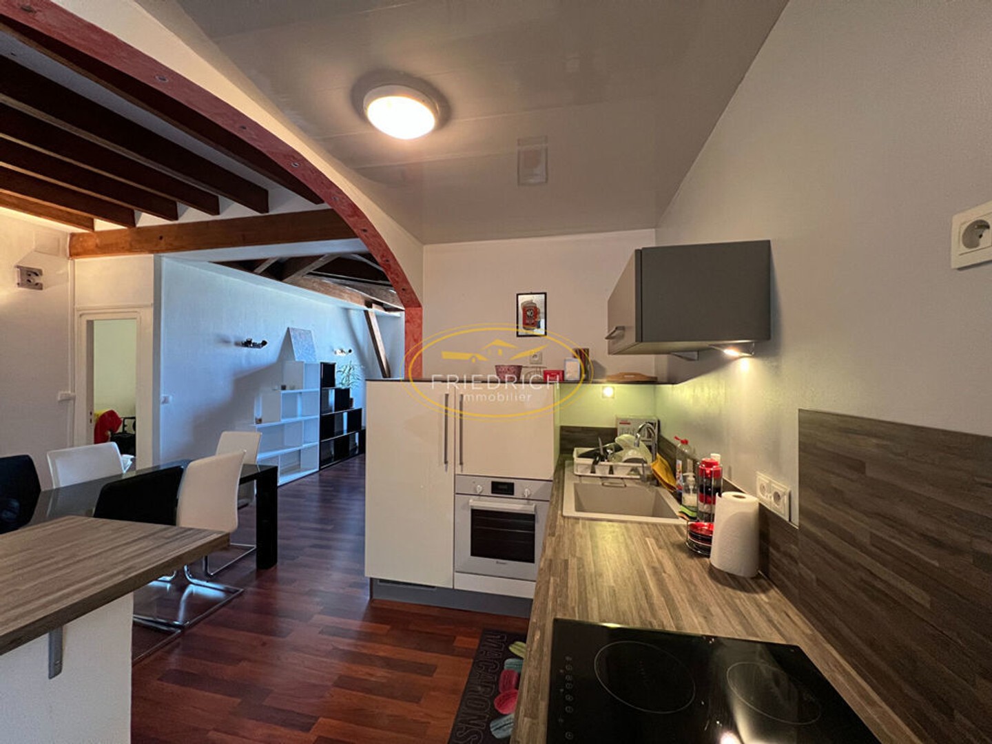 Appartement habitable de suite - A rafraîchir