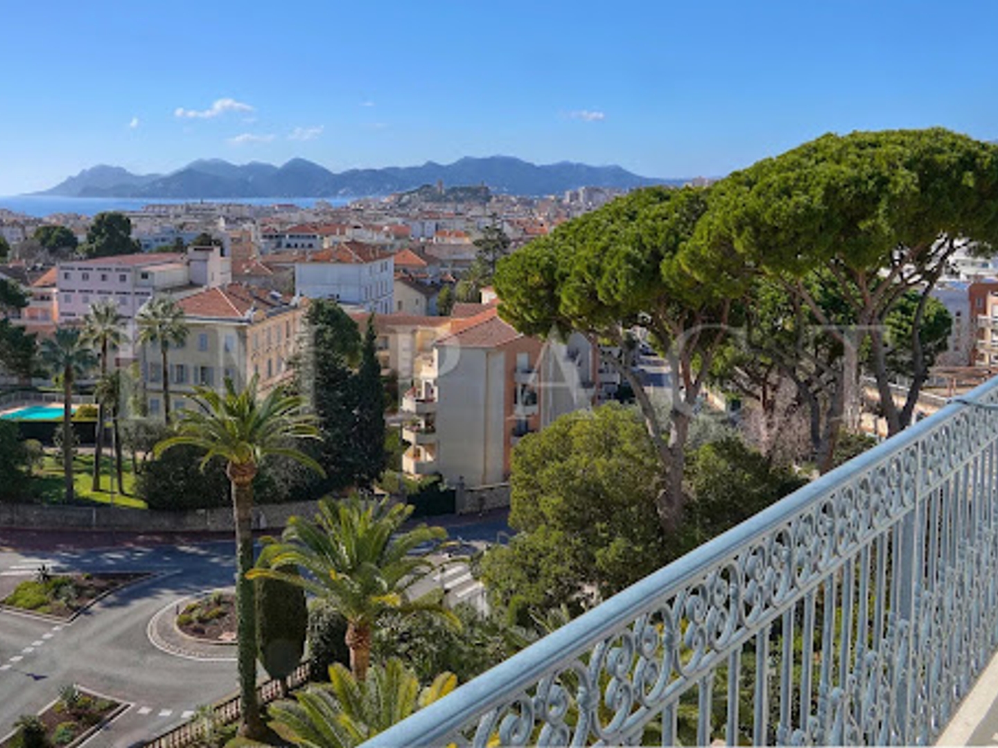 Appartement à vendre - 6 pièces - 239m2 - Cannes (06400)