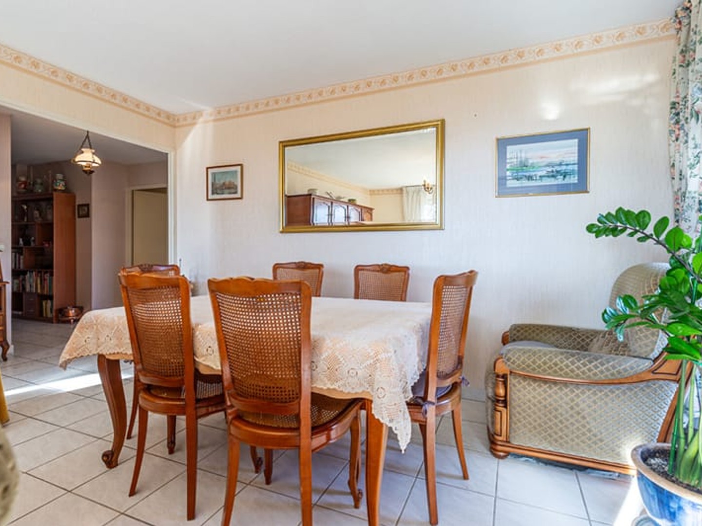 LAFORET IMMOBILIER - EXCLUSIVITE - 'STRELITZIA' - POISY - APPARTEMENT T4 de 82,32m2 - BALCONS - DPE C - VUE DEGAGEE - GARAGE en sus