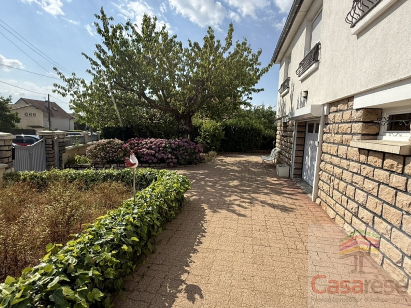 Maison à vendre - 5 pièces - 83m2 - Saint-Rémy (71100)