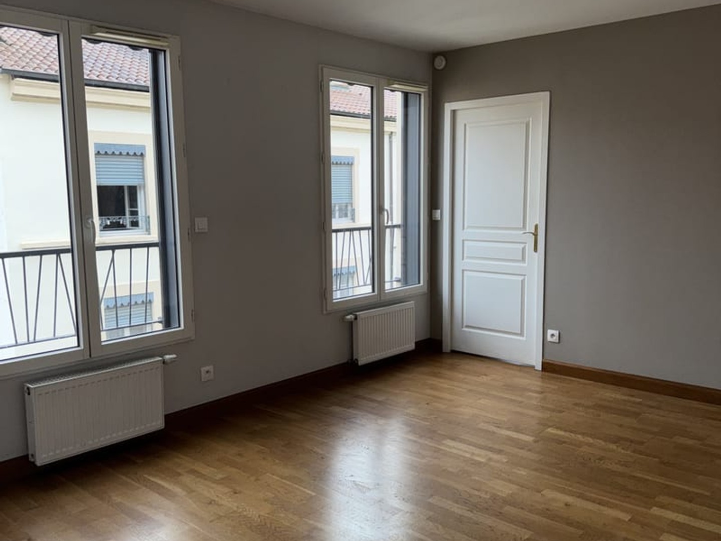 LYON 7- T2 d'exception avec terrasse et vue dégagée