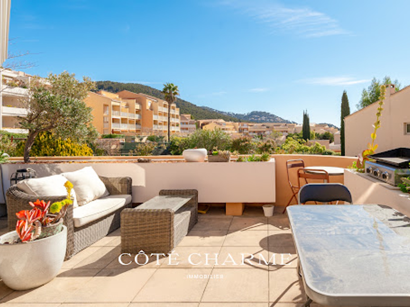 Appartement à vendre - 3 pièces - 75m2 - Carqueiranne (83320)