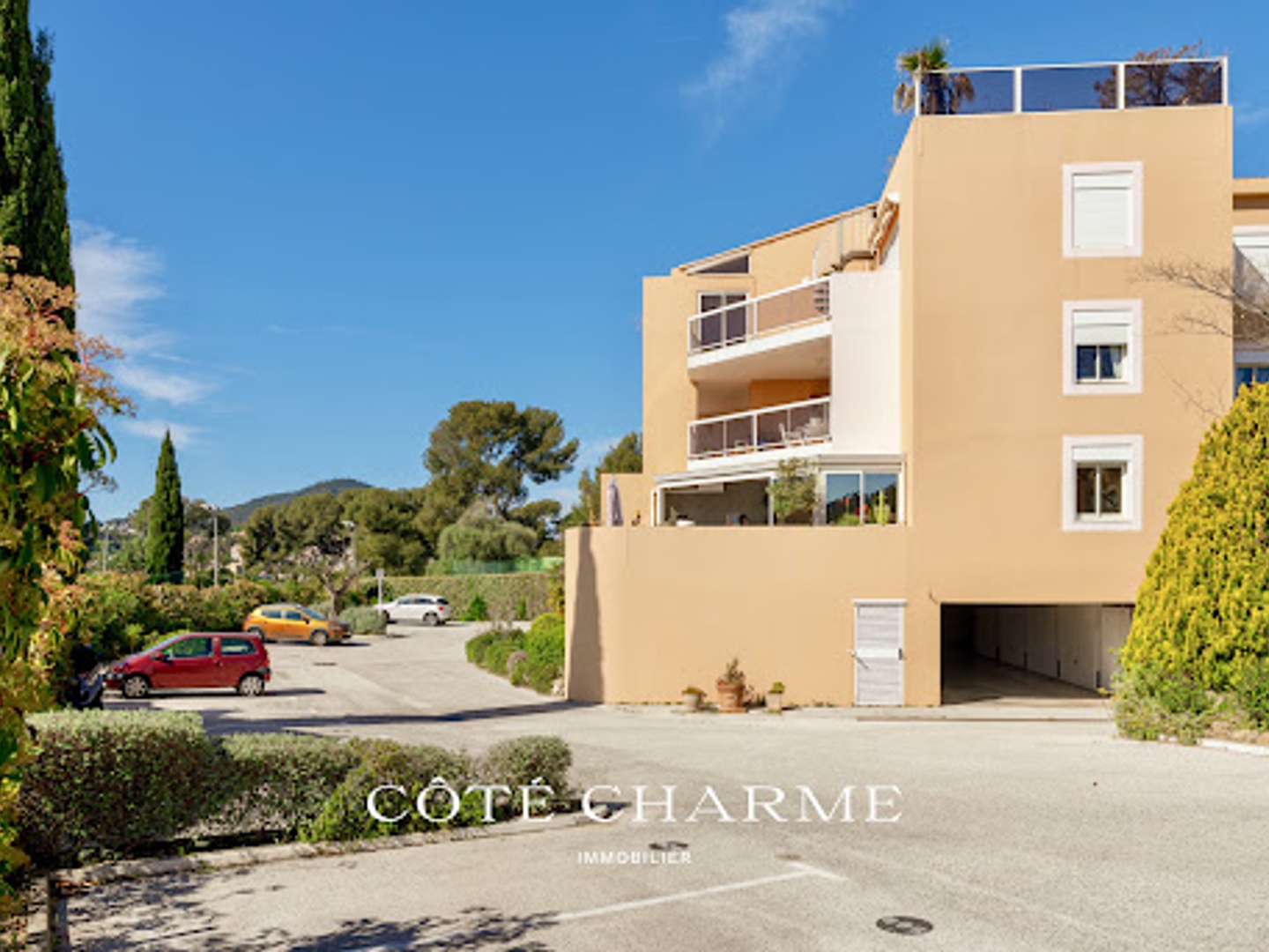 Appartement à vendre - 3 pièces - 75m2 - Carqueiranne (83320)