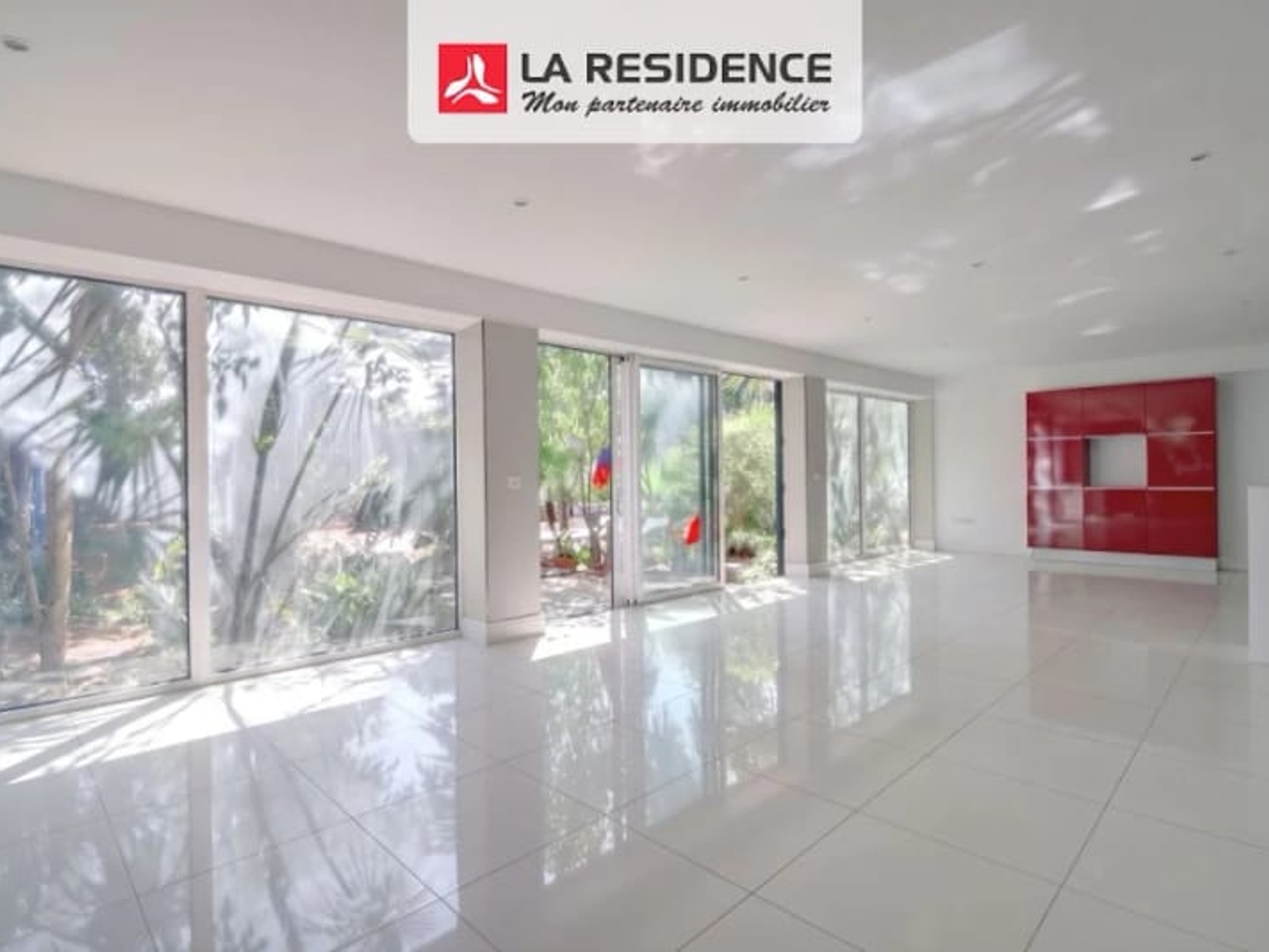 Maison 12 pièces 315 m²