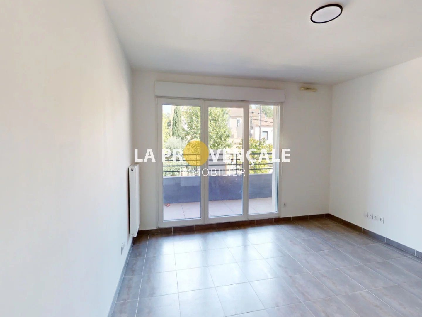 Appartement à vendre - 3 pièces - 57m2 - Gréasque (13850)