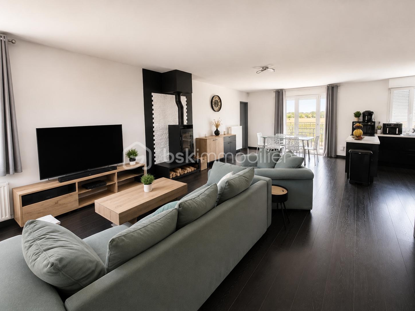 Maison à vendre - 7 pièces - 108m2 - La Neuville-Au-Te... (51400)