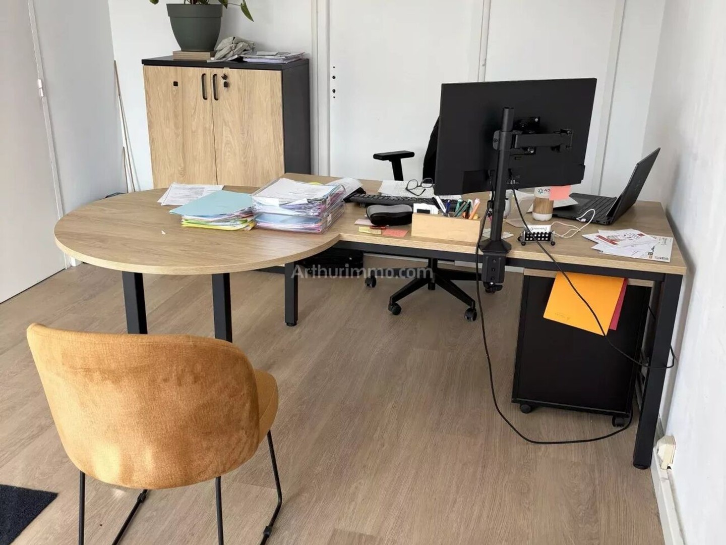 Commerce 4 pièces 71 m²