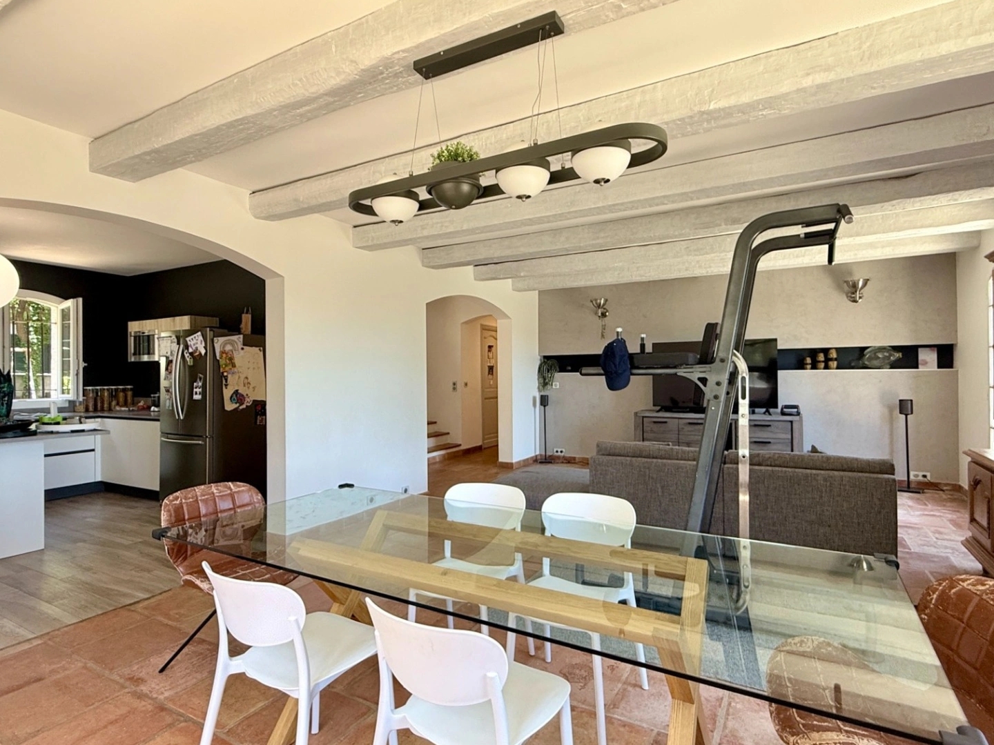 Maison 200 m² - 4 chambres - Terrain 1 300 m² - Revenus locatifs 1 300 €/mois
