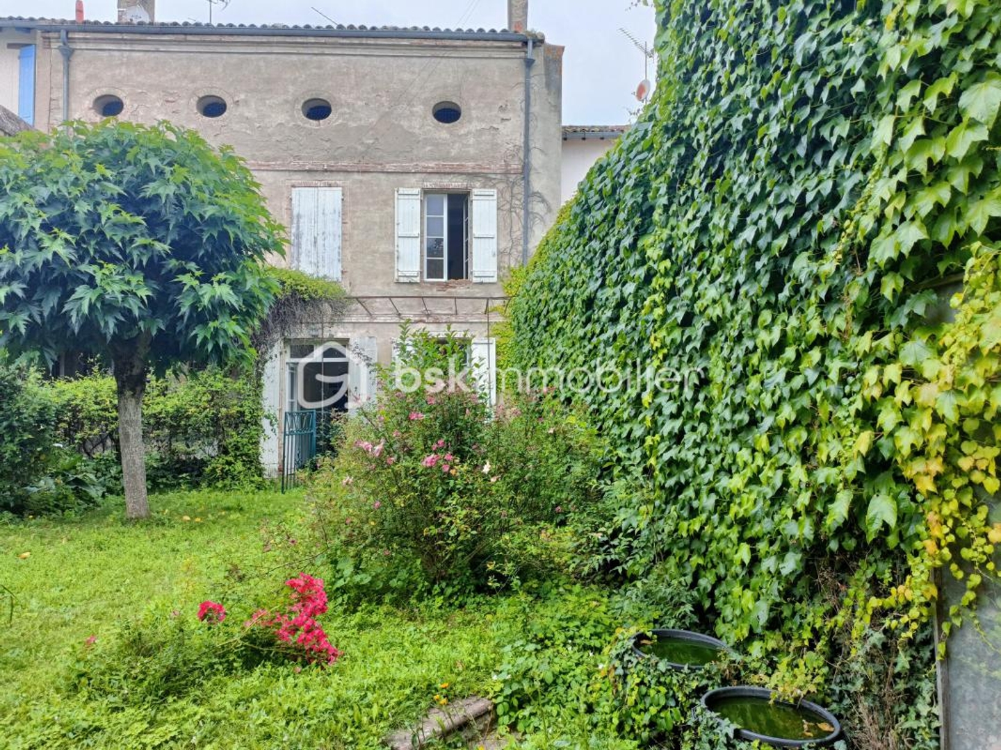 Moissac Centre  Maison de ville 300 m² avec jardin  Idéal Gîte, Accueil de Pèlerins, locatif ou maison familiale !
