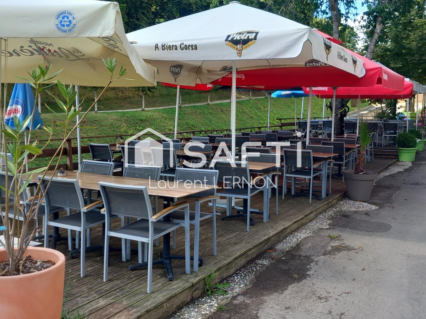 Magasin à vendre - 170m2 - Scey-Sur-Saône-Et... (70360)