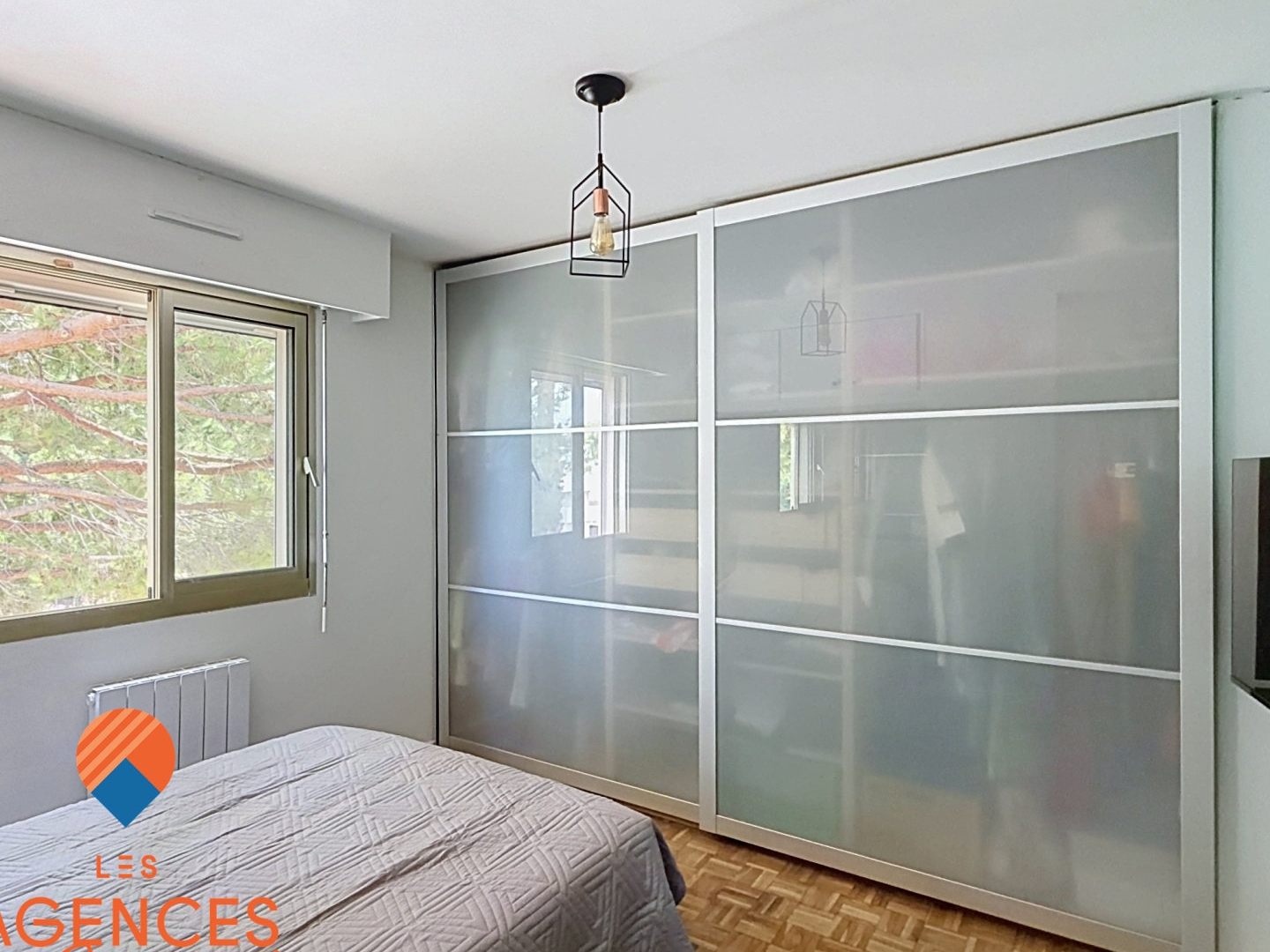 Appartement à vendre - 6 pièces - 135m2 - Saint-Mandrier-Su... (83430)
