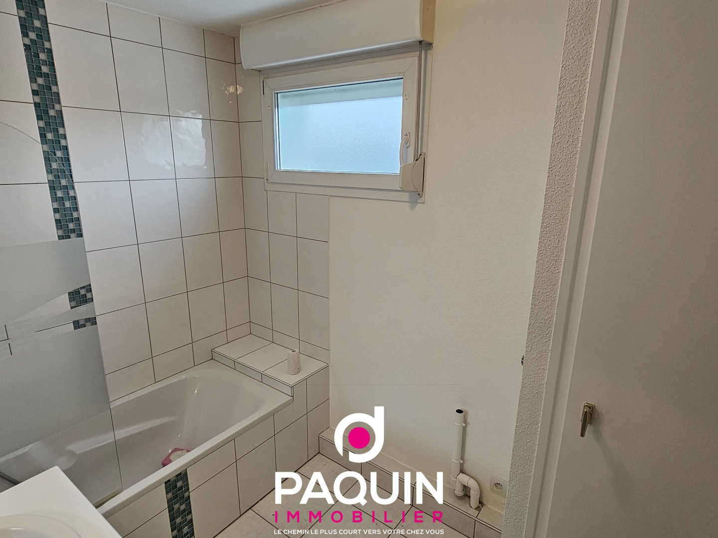 Appartement à vendre - 3 pièces - 60m2 - Village-Neuf (68128)