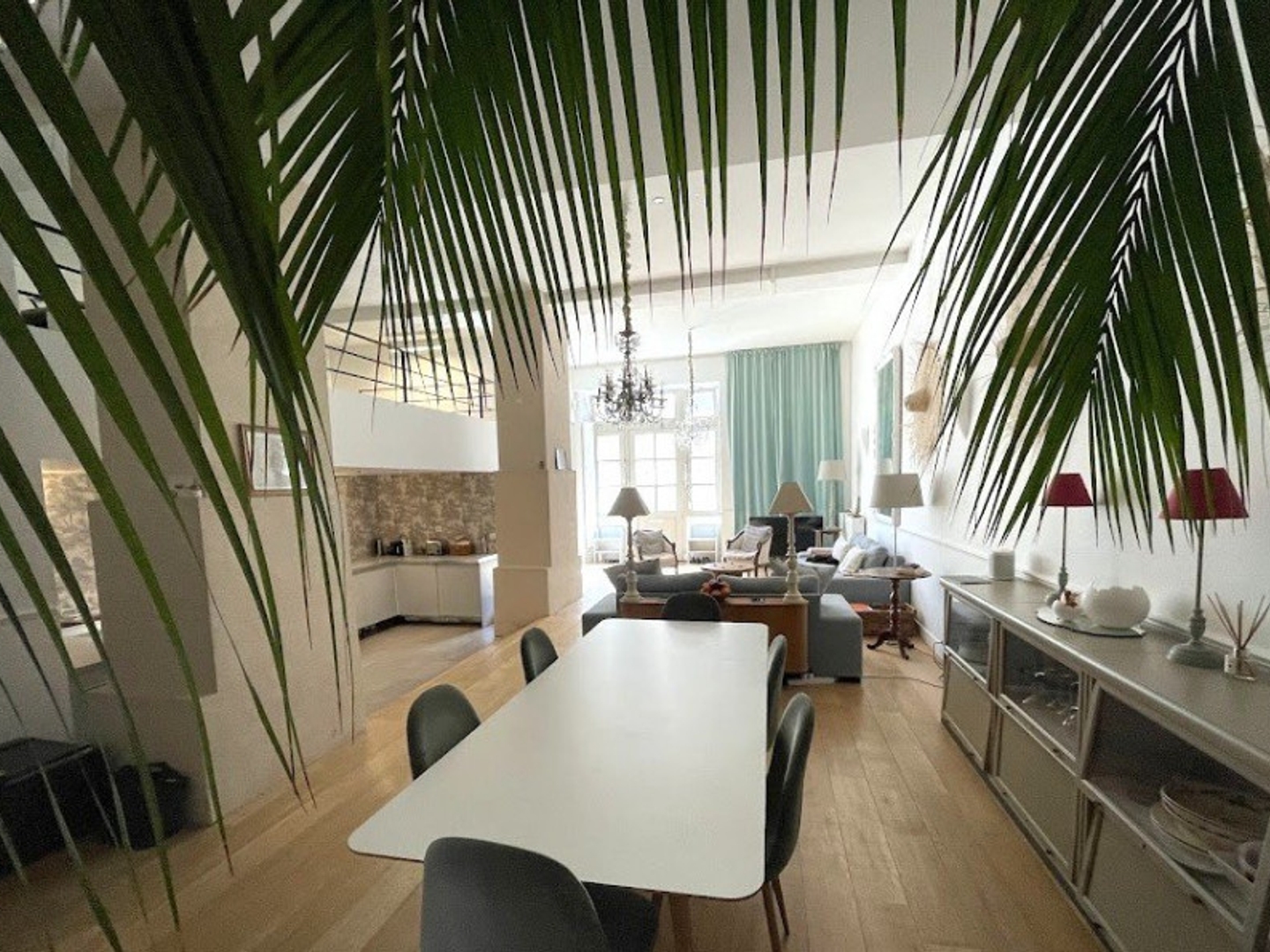 Local 4 pièces 105 m²