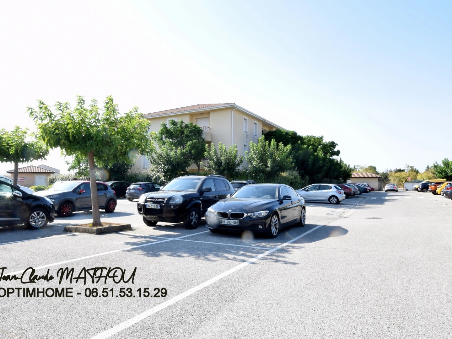 Appartement T2 41 m² avec terrasse, vue campagne, 2 parkings et piscine