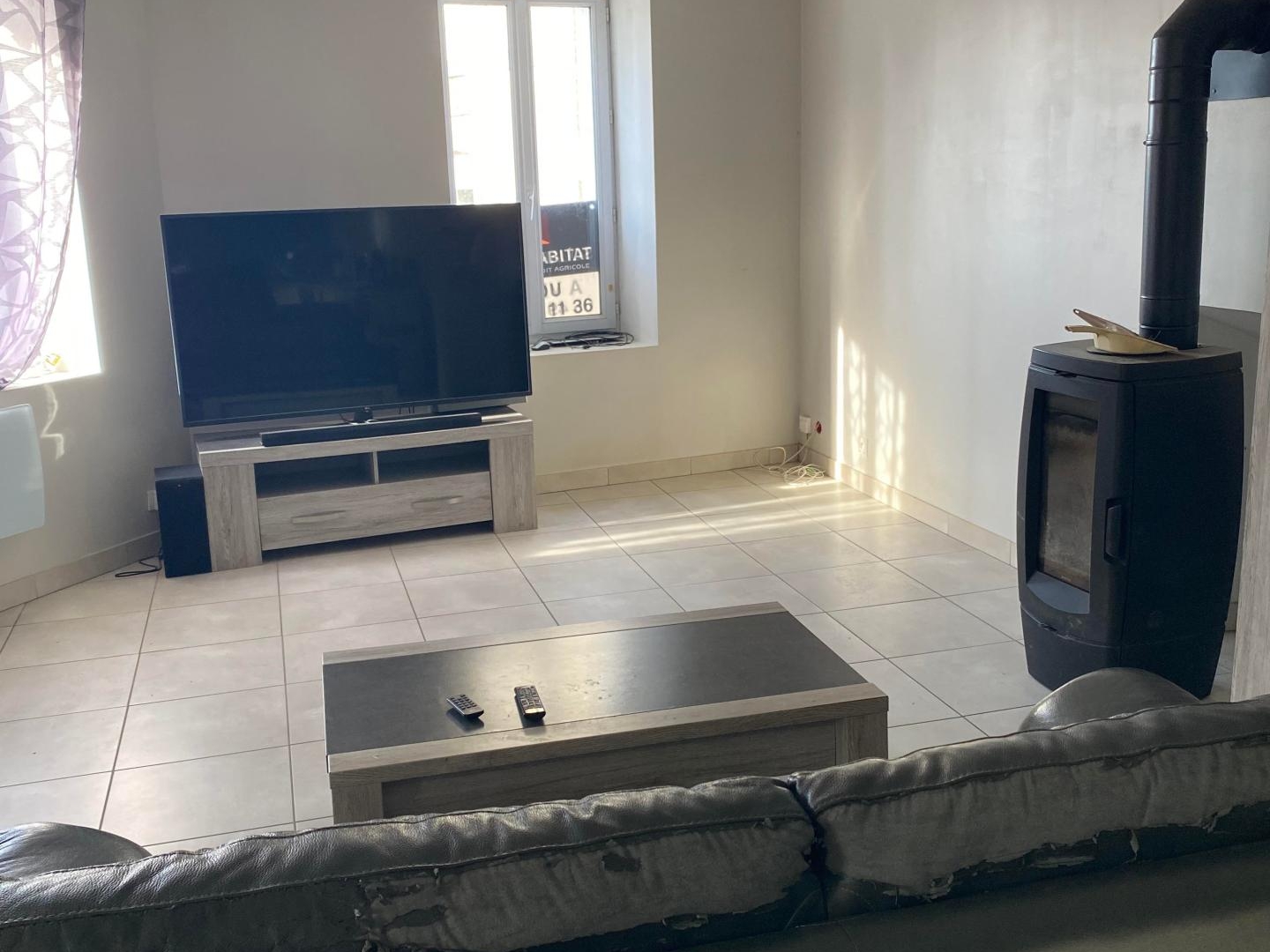 Maison à vendre - 4 pièces - 146m2 - Saint-Jean-De-Tho... (79100)
