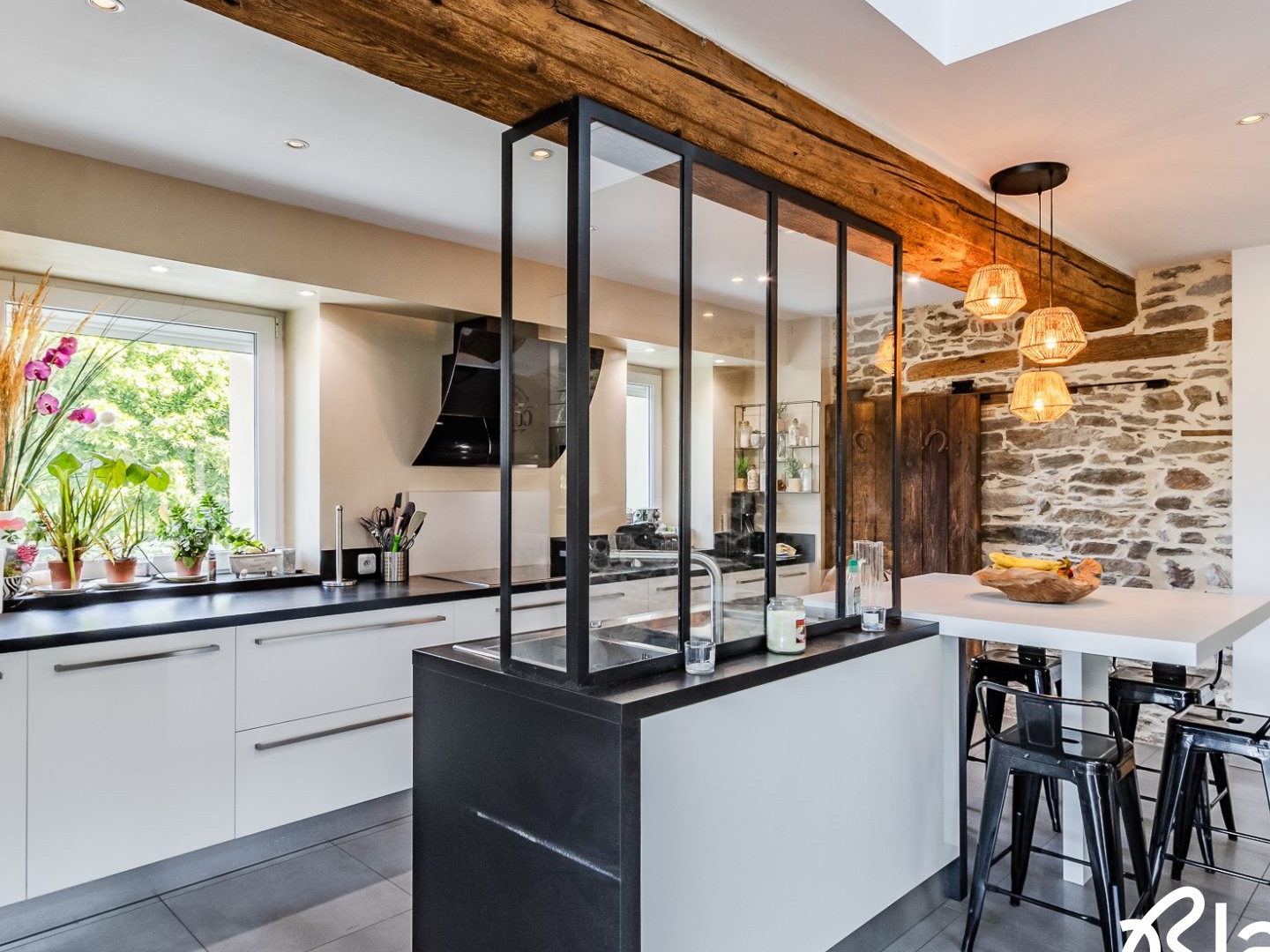 Maison à vendre - 11 pièces - 215m2 - Roche (38090)